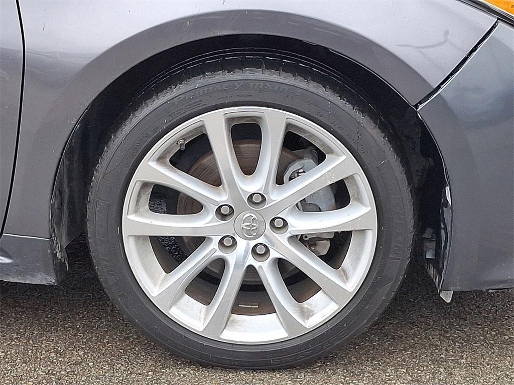 used 2014 Toyota Avalon car, priced at $15,901