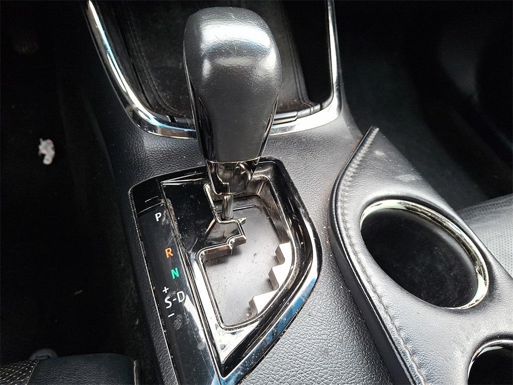 used 2014 Toyota Avalon car, priced at $15,901