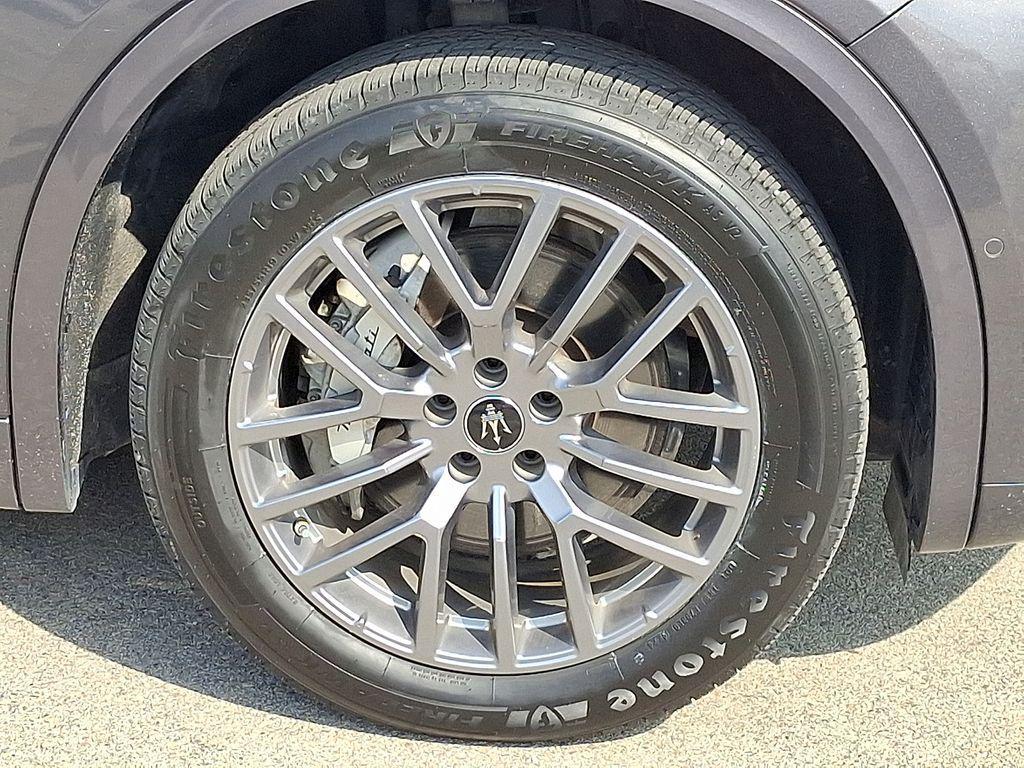 used 2024 Maserati Grecale car, priced at $25,000