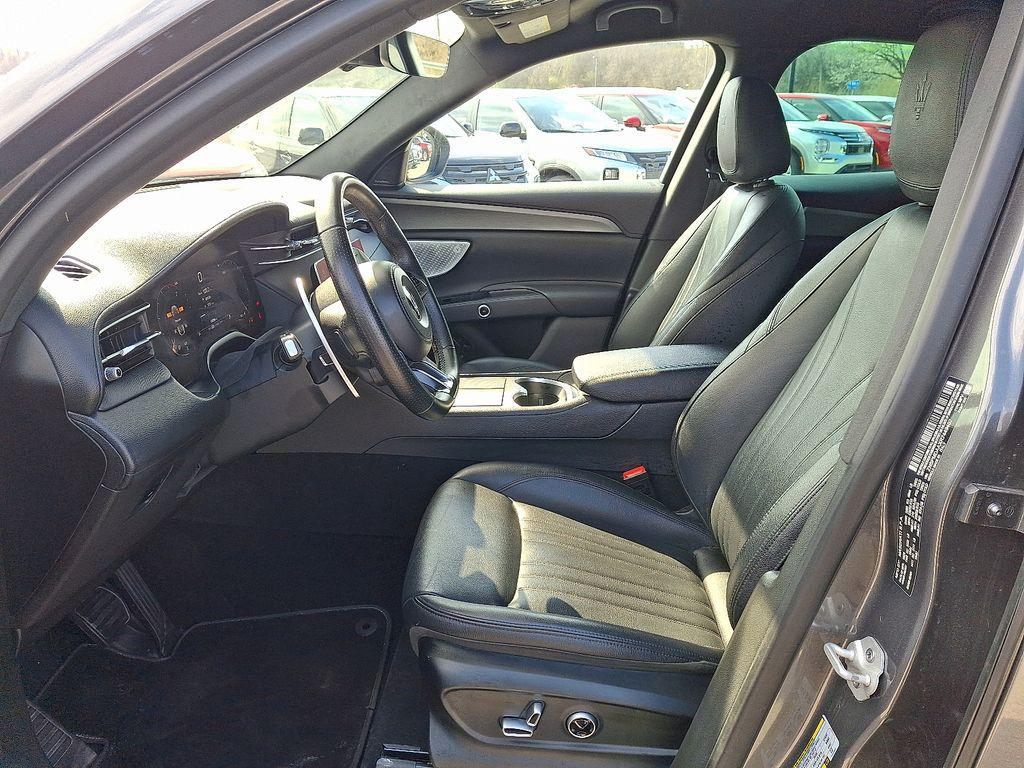 used 2024 Maserati Grecale car, priced at $25,000