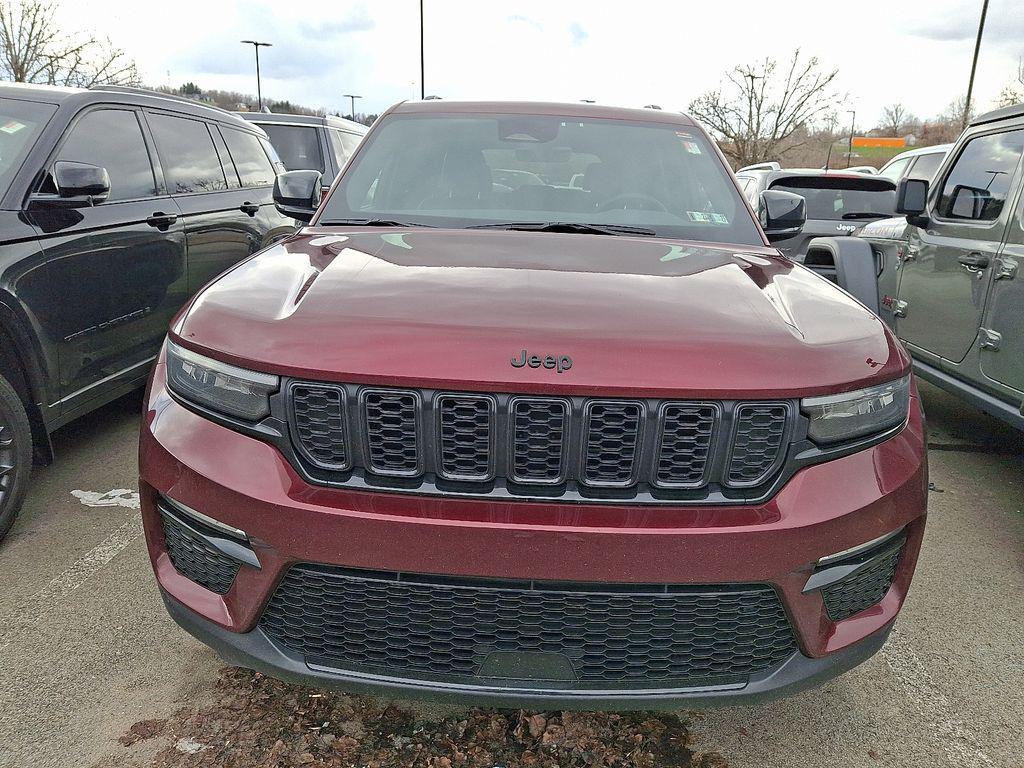 used 2025 Jeep Grand Cherokee car, priced at $41,995