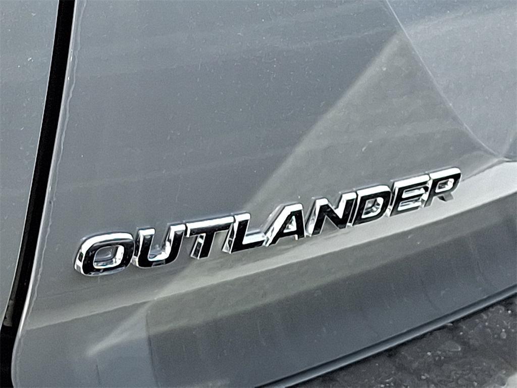 new 2026 Mitsubishi Outlander car, priced at $44,635