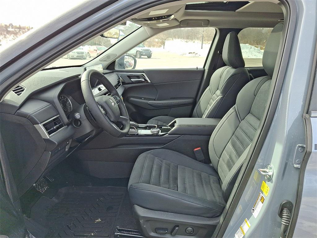 new 2026 Mitsubishi Outlander car, priced at $44,635