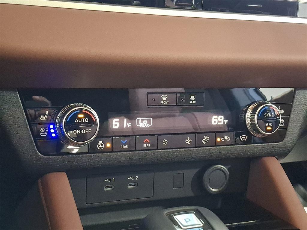 new 2026 Mitsubishi Outlander car, priced at $45,020