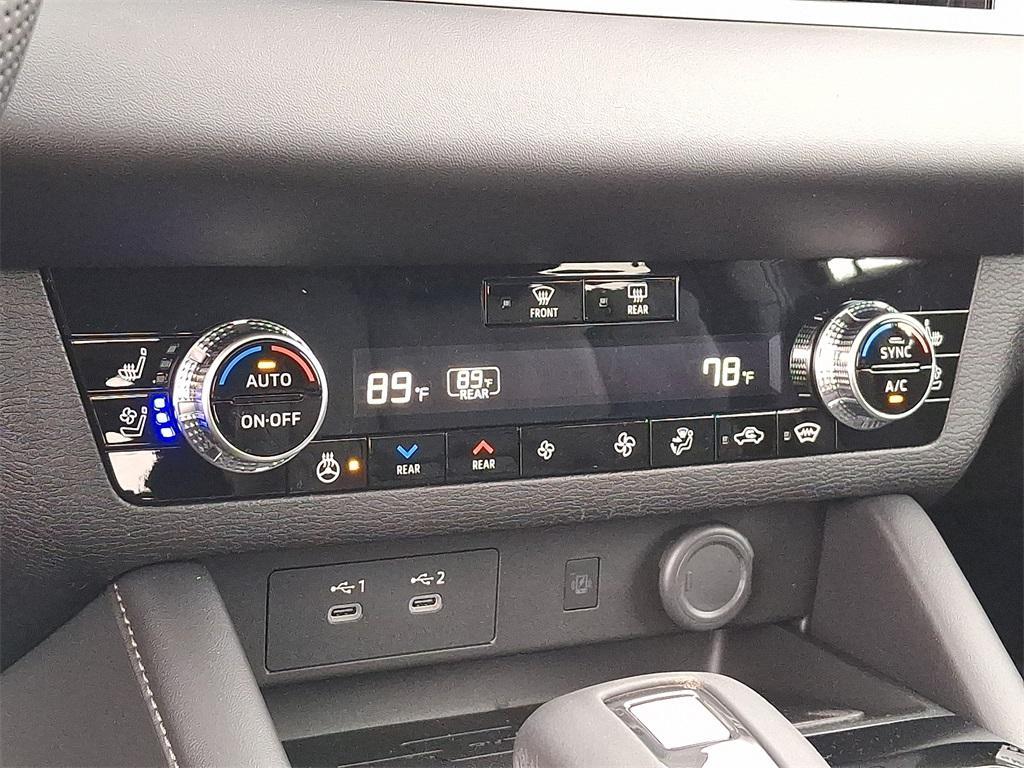 new 2026 Mitsubishi Outlander car, priced at $43,680