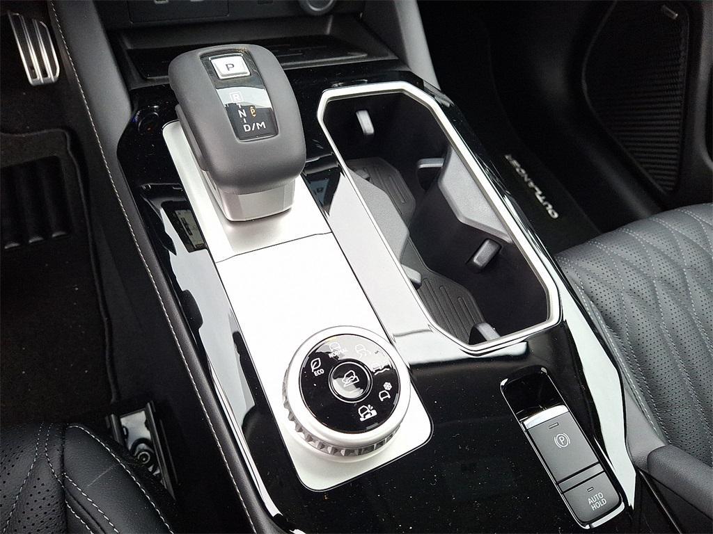 new 2026 Mitsubishi Outlander car, priced at $43,680