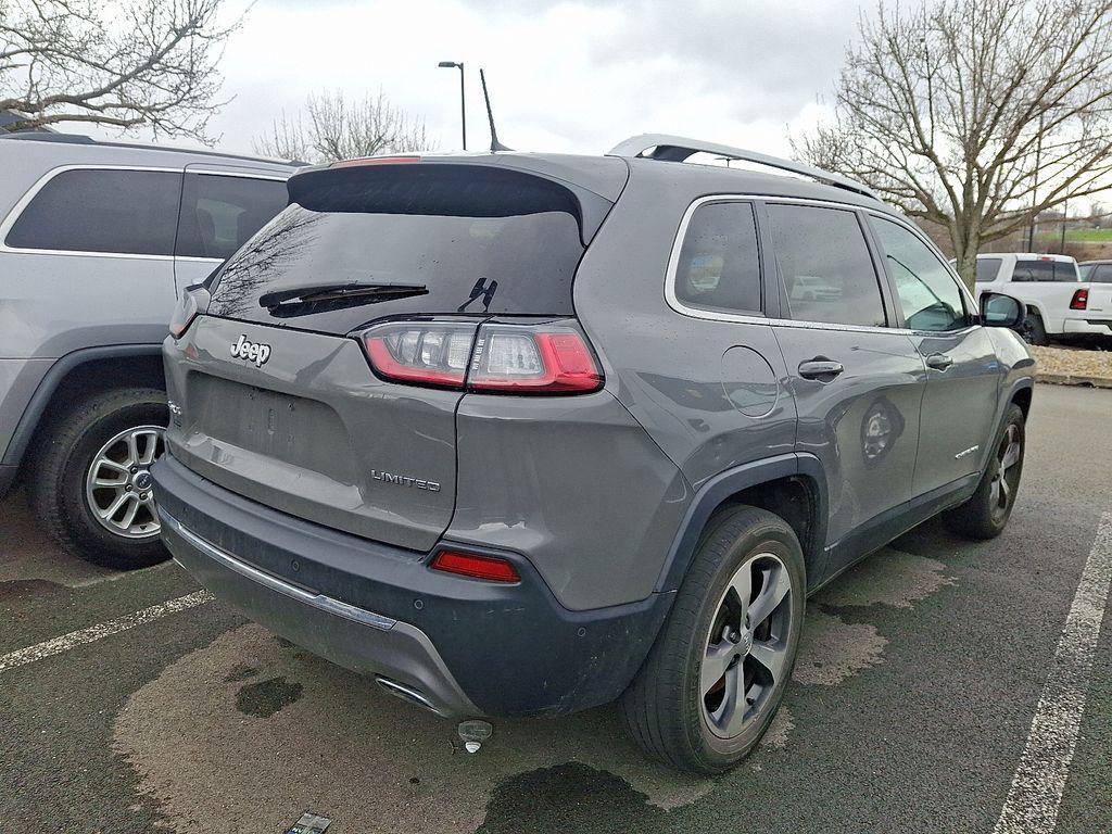 used 2021 Jeep Cherokee car, priced at $18,995