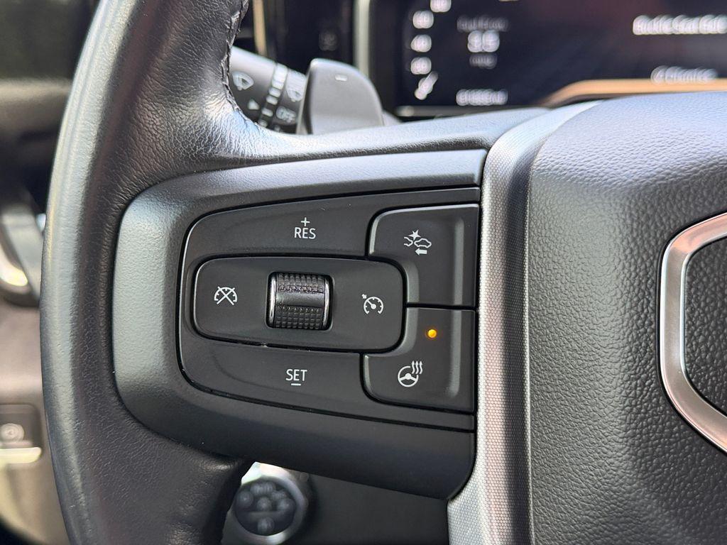 used 2022 GMC Sierra 1500 car, priced at $36,017