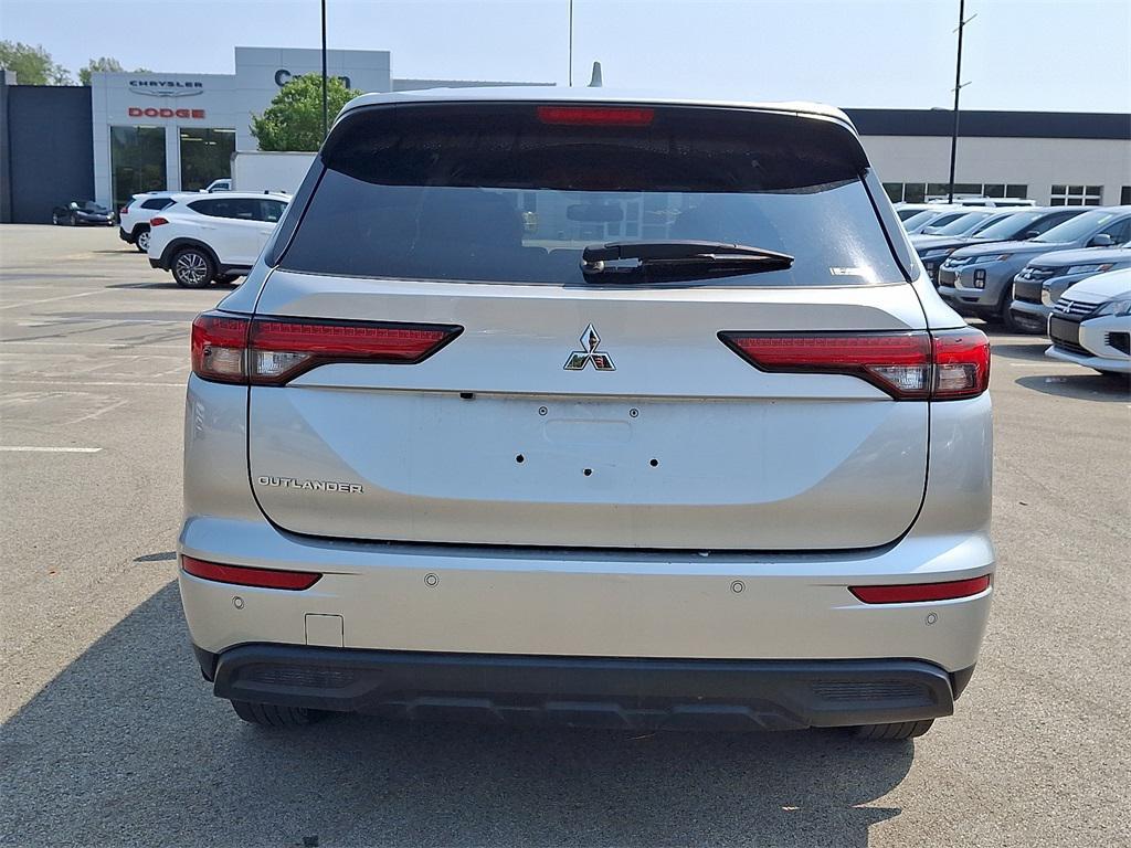 used 2024 Mitsubishi Outlander car, priced at $21,990