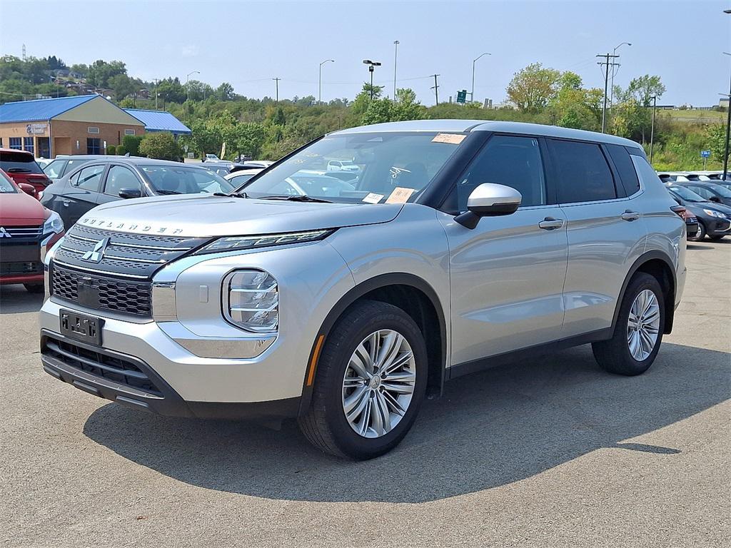 used 2024 Mitsubishi Outlander car, priced at $21,990