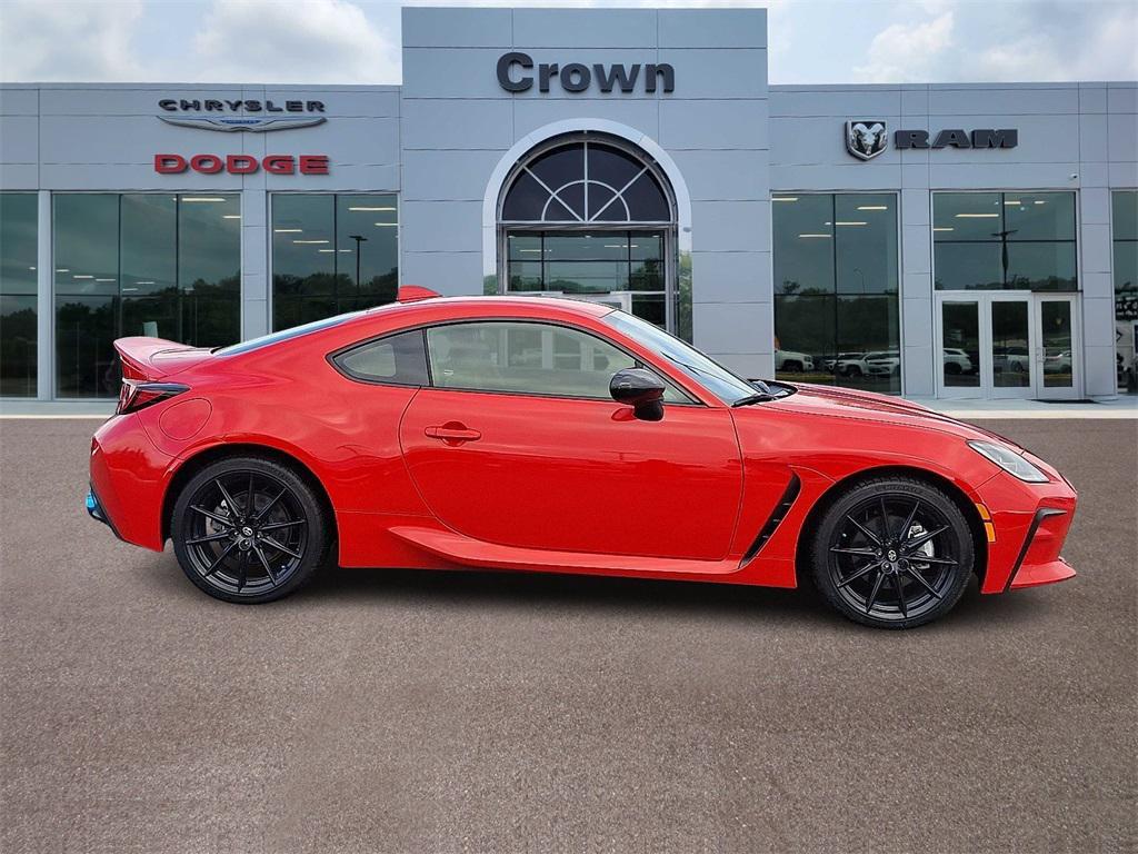 used 2024 Toyota GR86 car, priced at $30,210