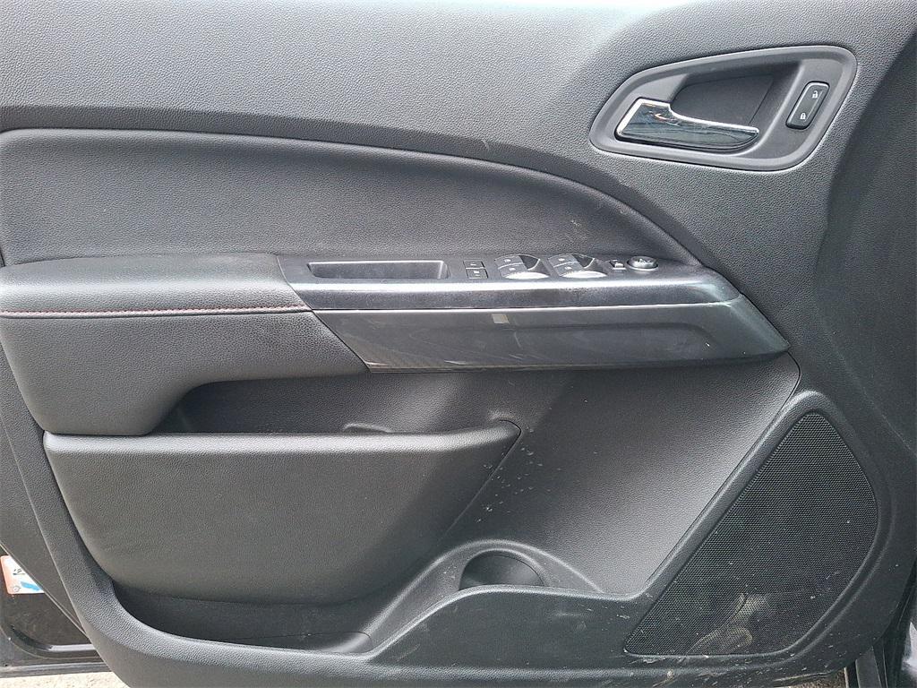 used 2020 GMC Canyon car, priced at $25,256