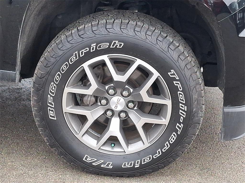 used 2020 GMC Canyon car, priced at $25,256