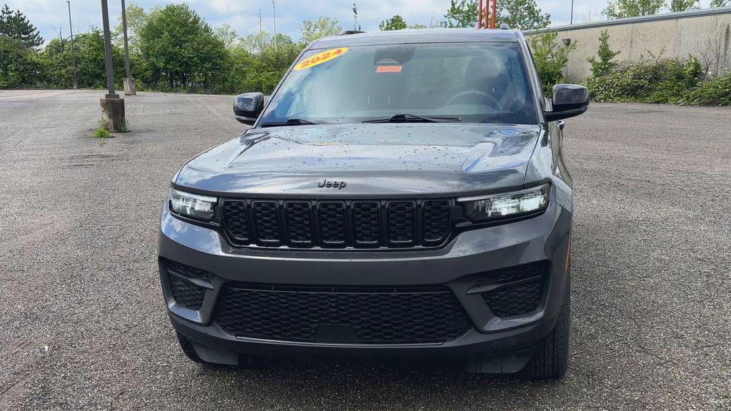 used 2024 Jeep Grand Cherokee car, priced at $27,591