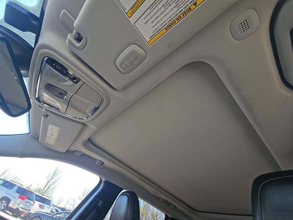 used 2022 Jeep Cherokee car, priced at $21,369