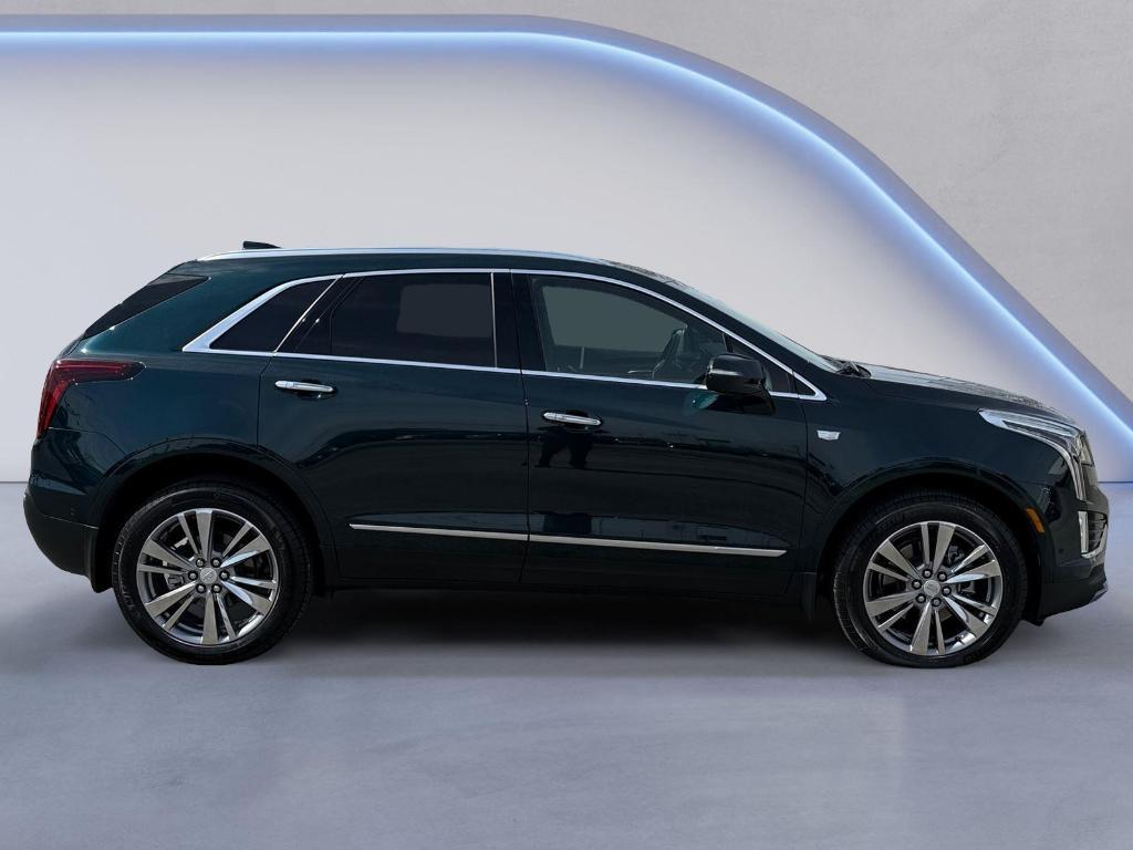 new 2026 Cadillac XT5 car, priced at $61,540