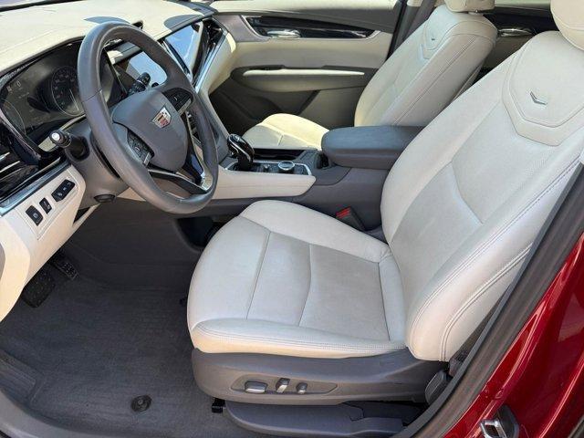 used 2024 Cadillac XT6 car, priced at $51,995