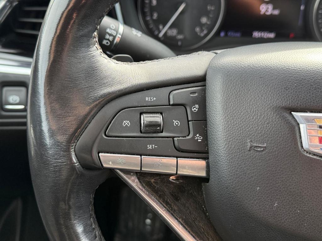 used 2021 Cadillac XT6 car, priced at $25,994