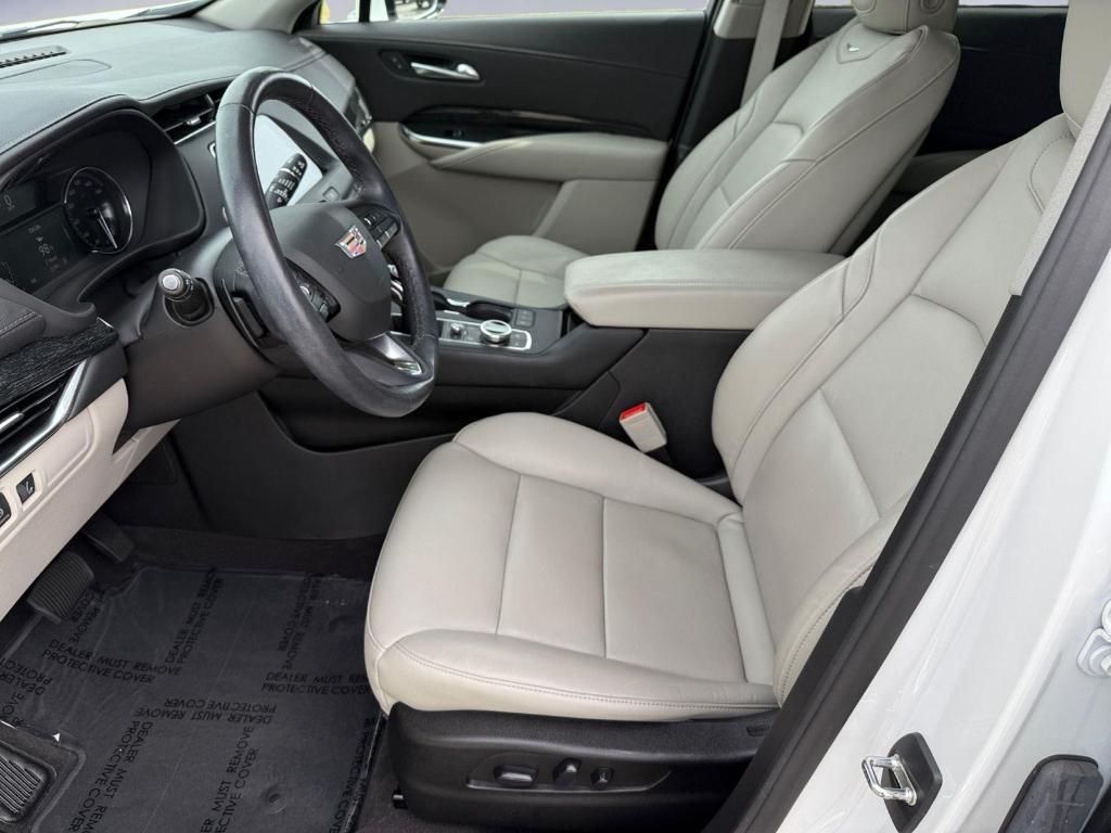 used 2023 Cadillac XT4 car, priced at $30,996
