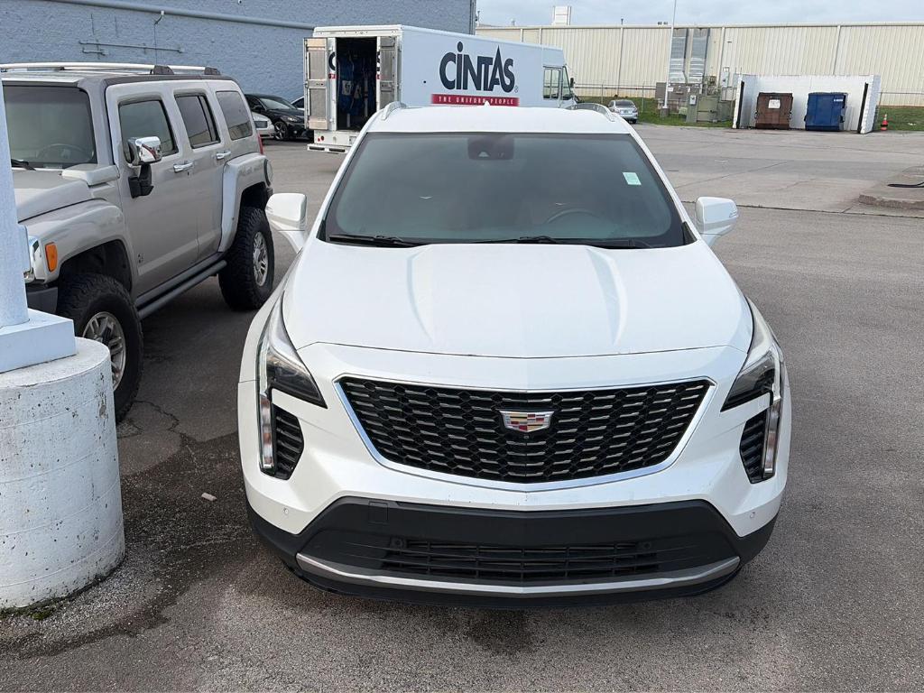used 2022 Cadillac XT4 car, priced at $27,991