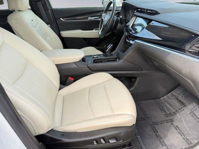 used 2024 Cadillac XT6 car, priced at $52,991