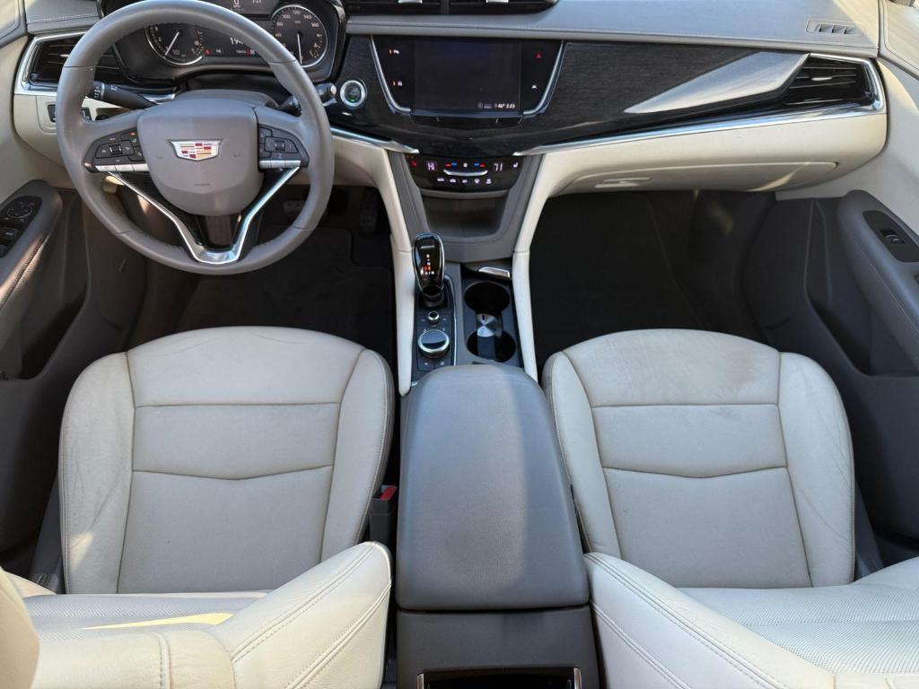 used 2020 Cadillac XT6 car, priced at $27,995