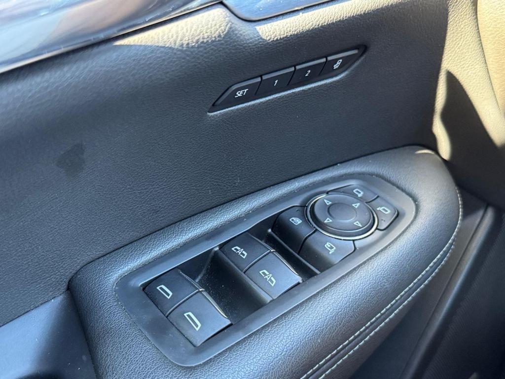 used 2022 Cadillac XT6 car, priced at $40,995