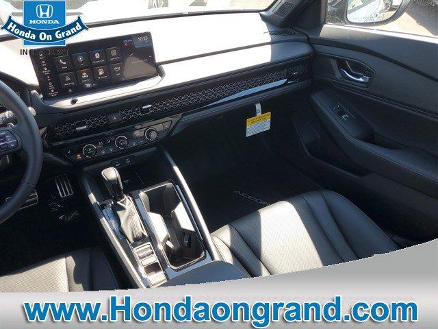 new 2026 Honda Accord Hybrid car