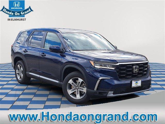 new 2025 Honda Pilot car, priced at $44,816