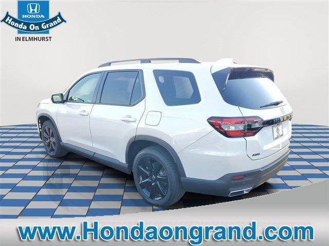new 2025 Honda Pilot car, priced at $52,027