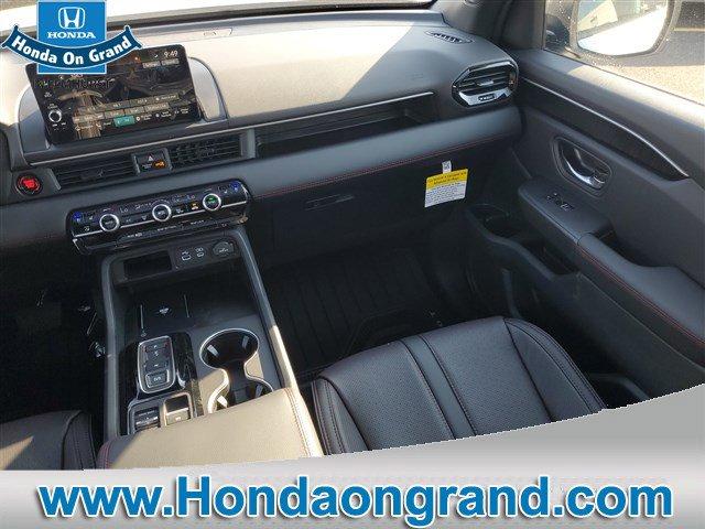 new 2025 Honda Pilot car, priced at $52,027
