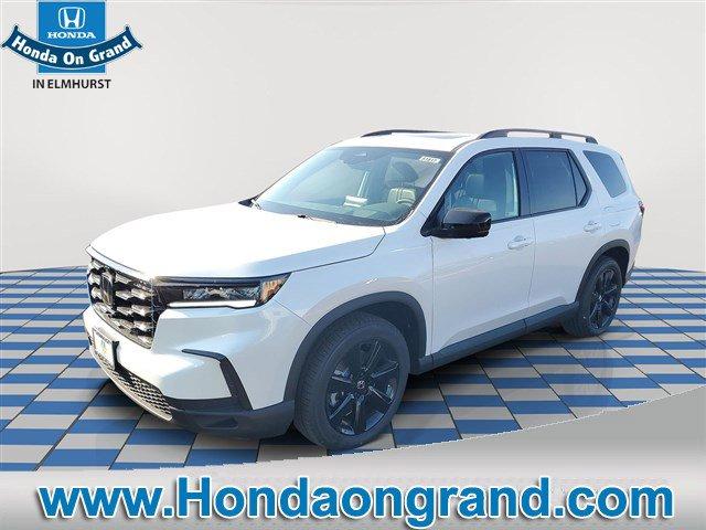 new 2025 Honda Pilot car, priced at $52,027
