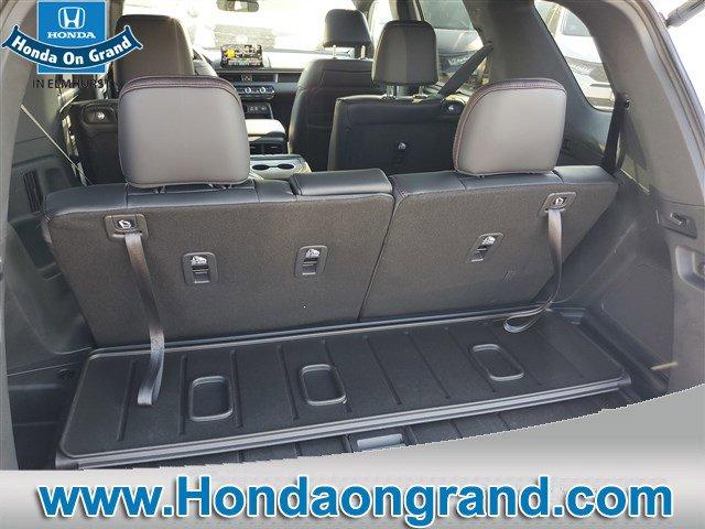 new 2025 Honda Pilot car, priced at $52,027