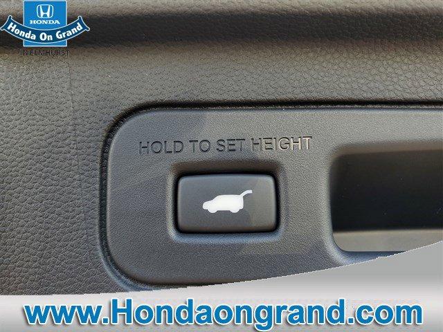 new 2025 Honda Pilot car, priced at $52,027