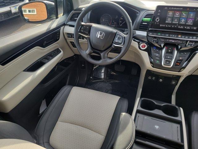 used 2025 Honda Odyssey car, priced at $45,699