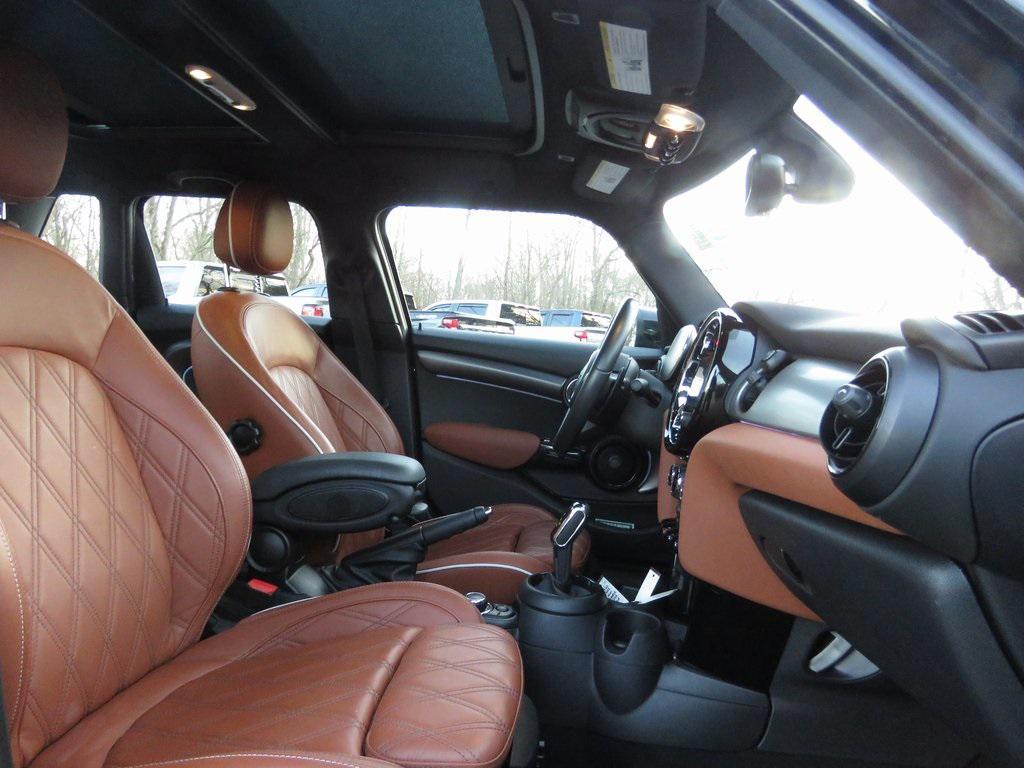 used 2023 MINI Hardtop car, priced at $23,831