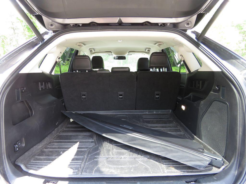 used 2023 Ford Edge car, priced at $22,624