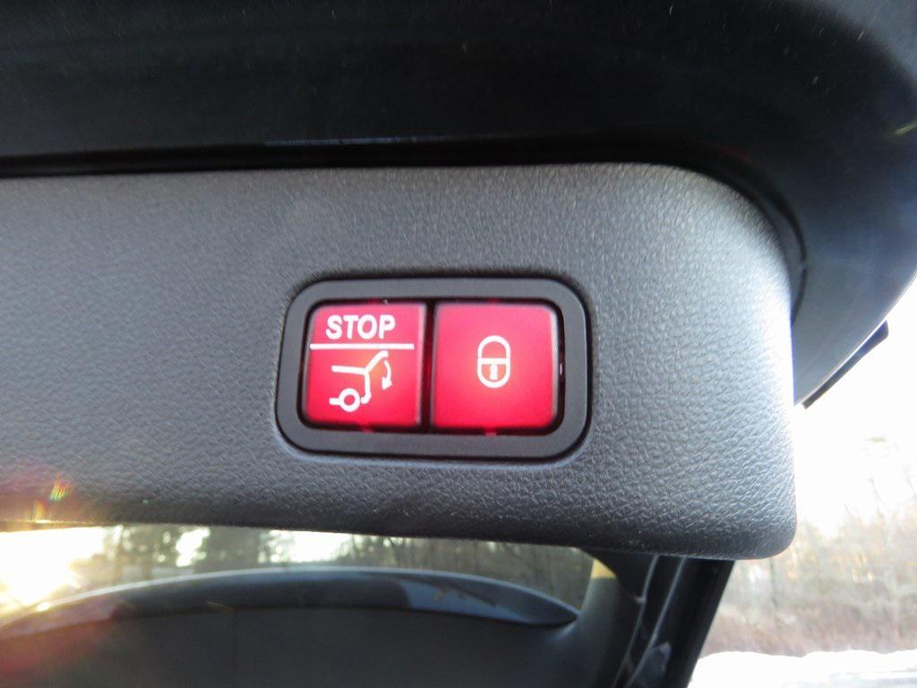 used 2018 Mercedes-Benz GLE 350 car, priced at $21,458