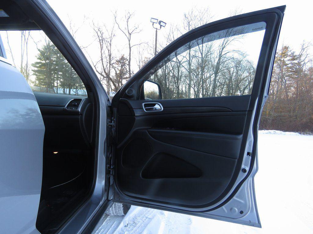 used 2019 Jeep Grand Cherokee car, priced at $16,329