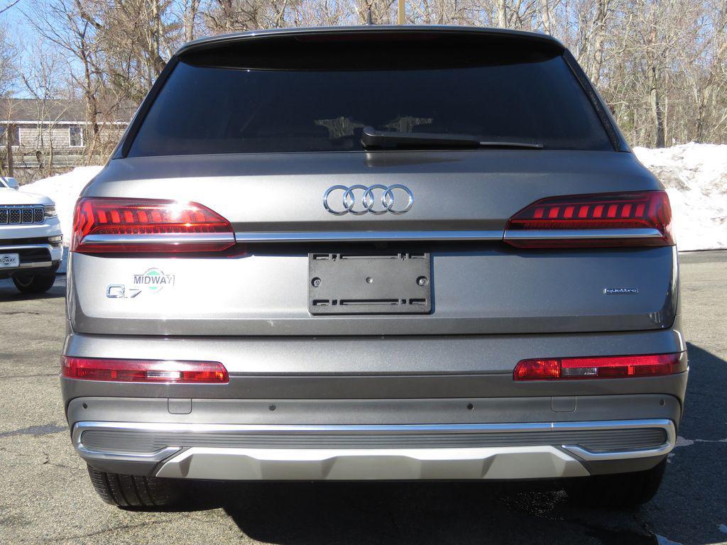 used 2020 Audi Q7 car, priced at $25,770