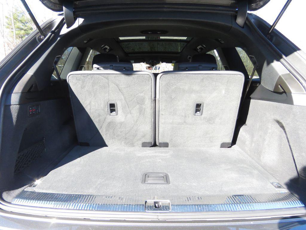 used 2020 Audi Q7 car, priced at $25,770