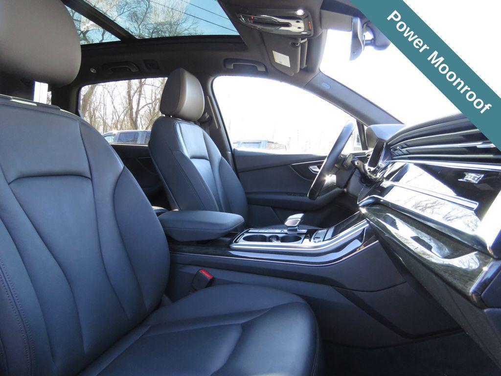 used 2020 Audi Q7 car, priced at $25,770