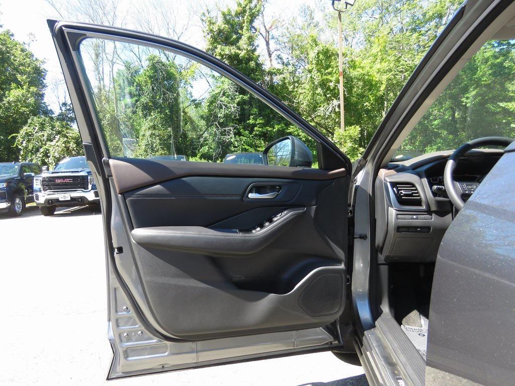 used 2022 Nissan Rogue car, priced at $20,333