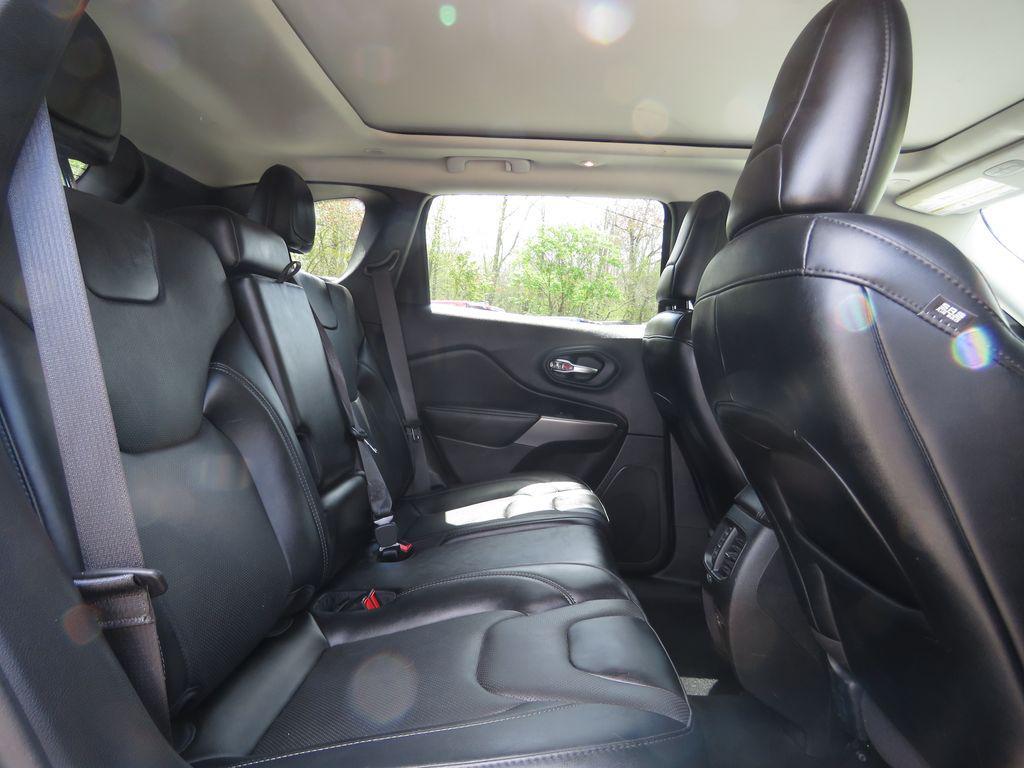 used 2022 Jeep Cherokee car, priced at $20,675
