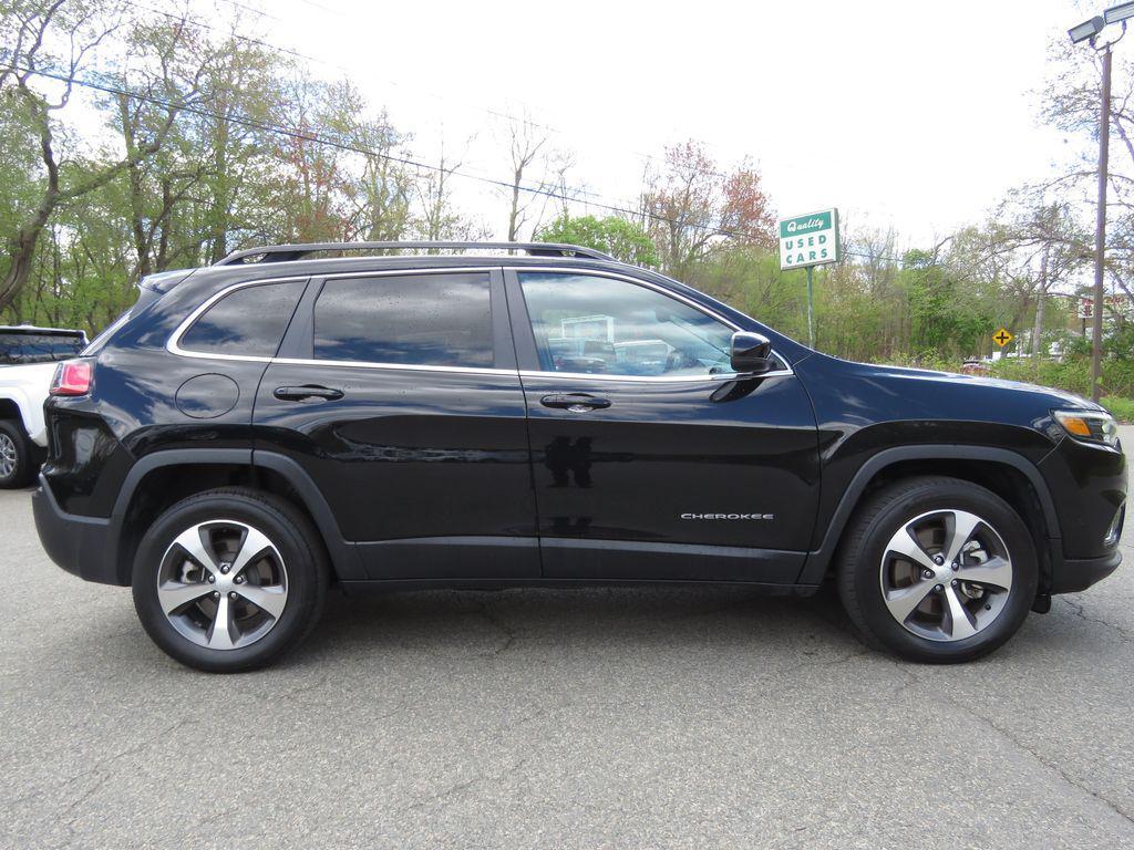 used 2022 Jeep Cherokee car, priced at $20,675