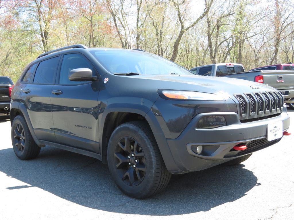 used 2018 Jeep Cherokee car, priced at $18,665
