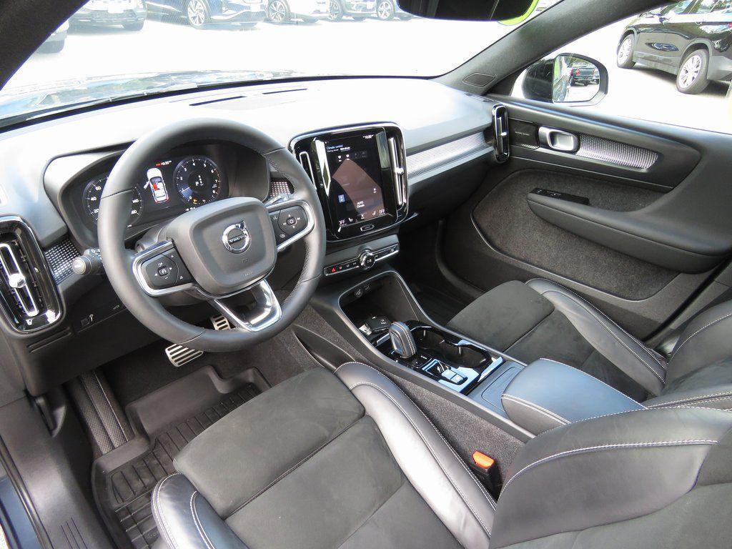 used 2022 Volvo XC40 car, priced at $26,821