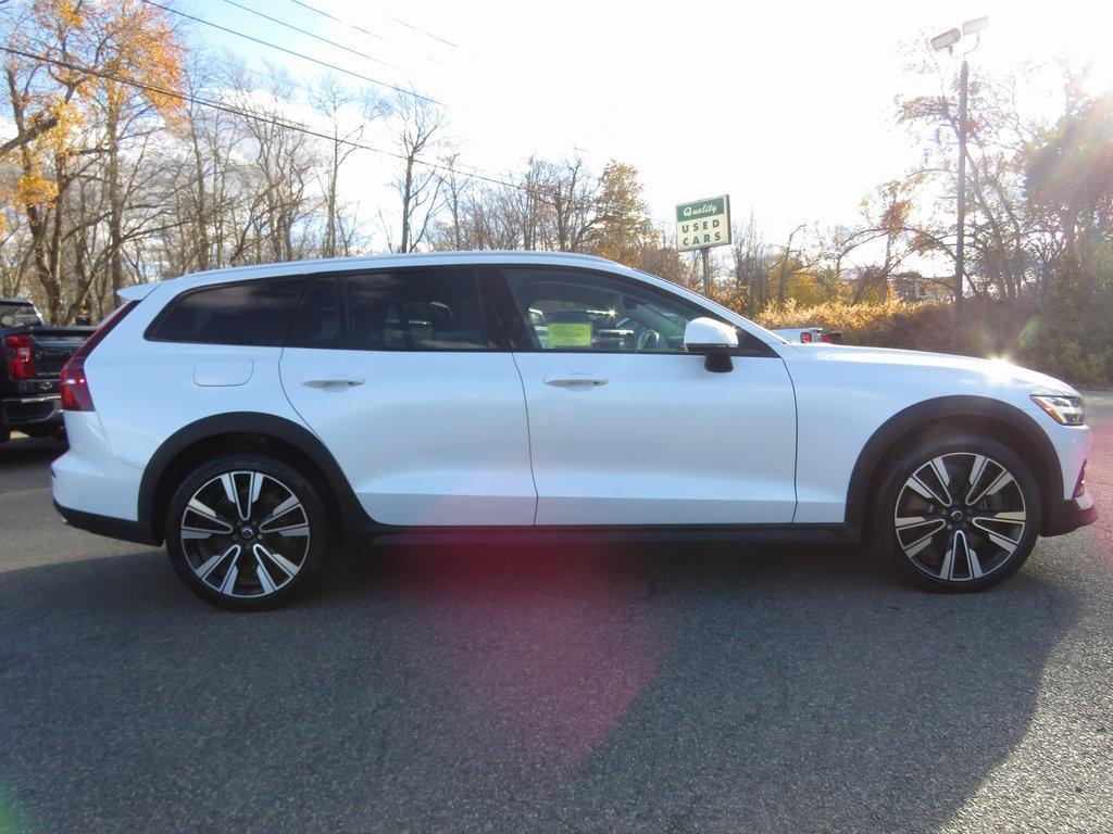 used 2022 Volvo V60 Cross Country car, priced at $32,455