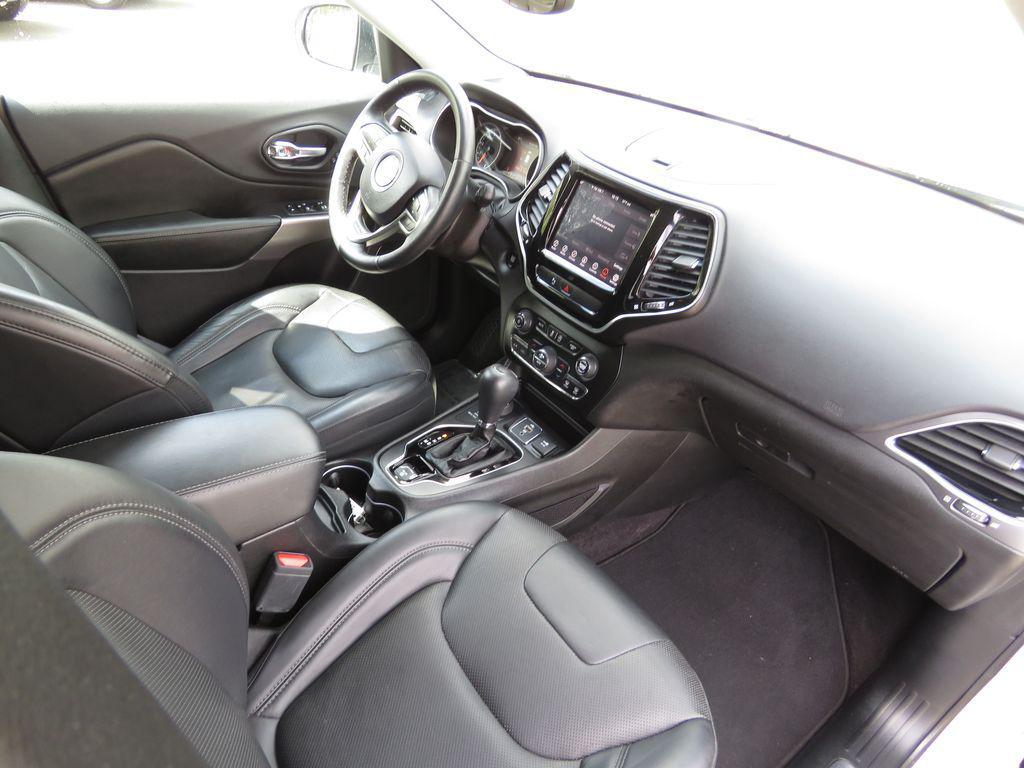 used 2019 Jeep Cherokee car, priced at $17,095