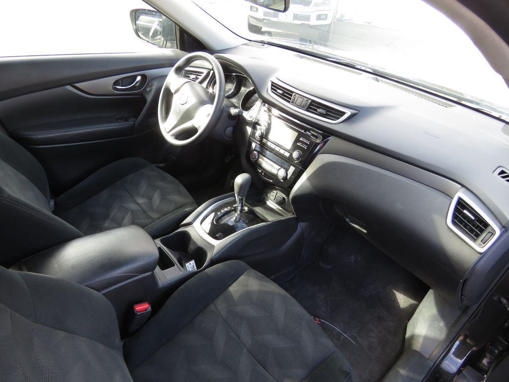 used 2015 Nissan Rogue car, priced at $10,672